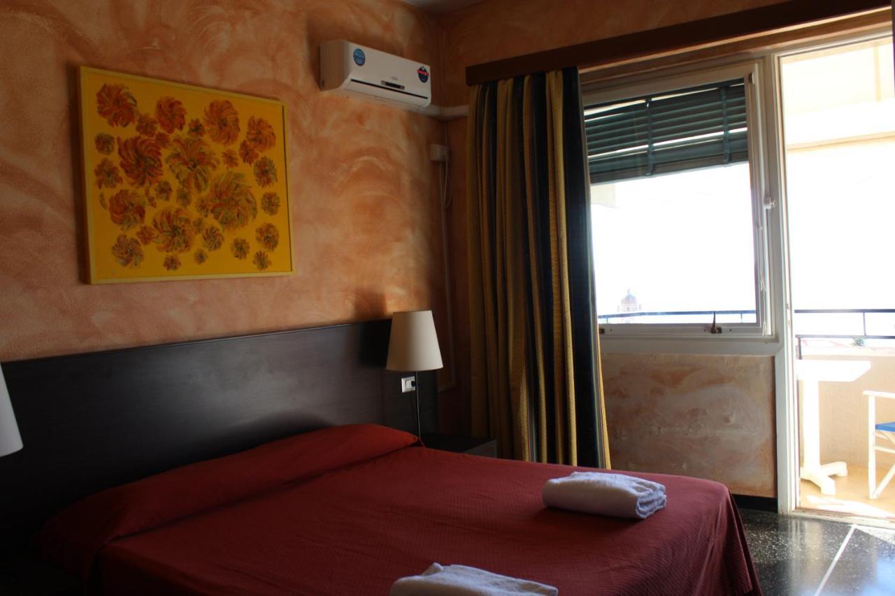 ואראצה Hotel Palace מראה חיצוני תמונה